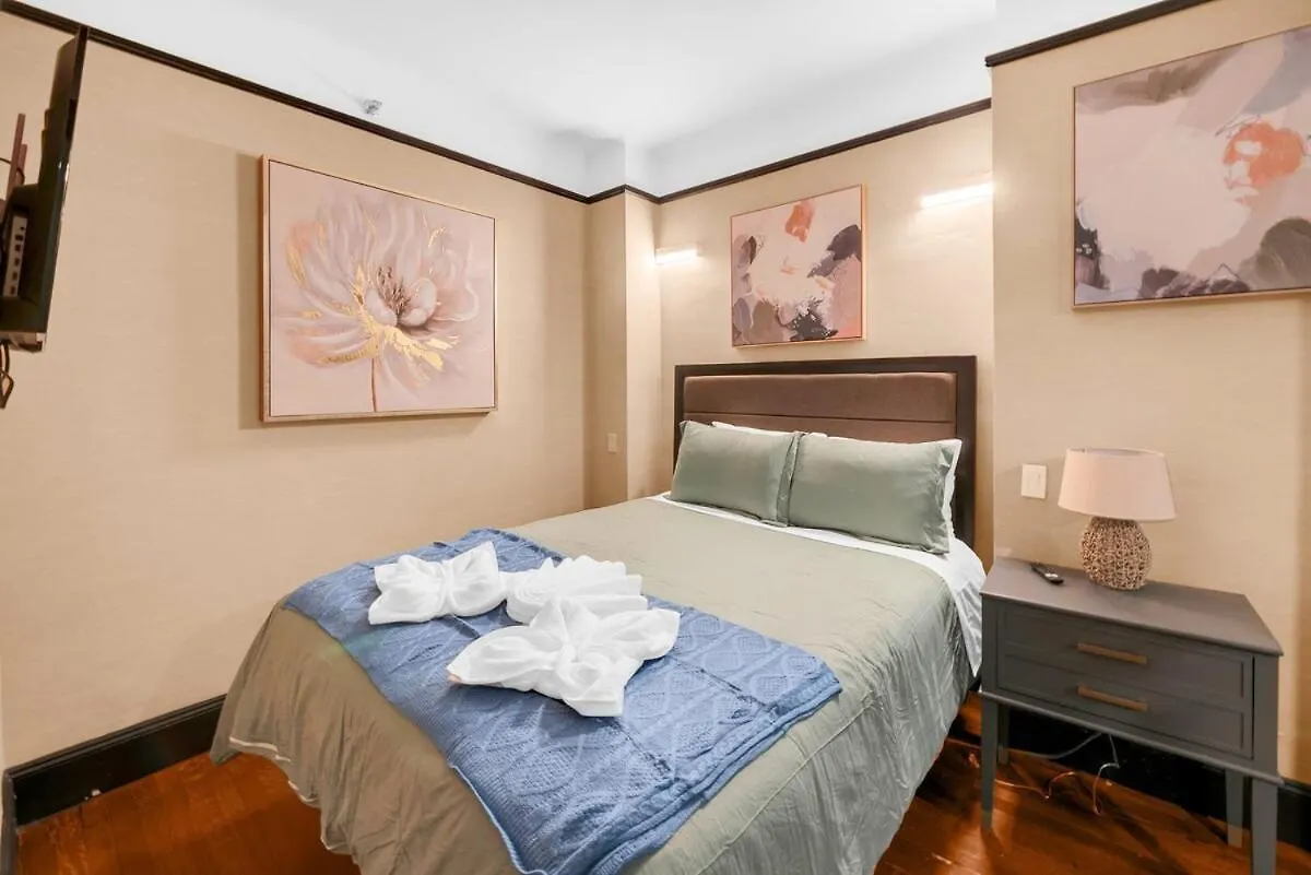 Apartment Beautiful Apt Near Times Square With Gym & Patio New York USA