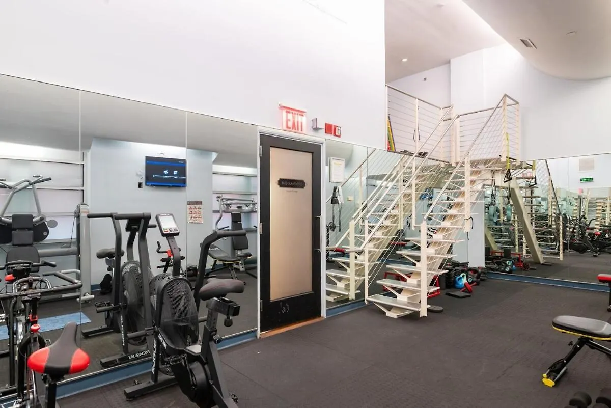 Beautiful Apt Near Times Square With Gym & Patio New York USA